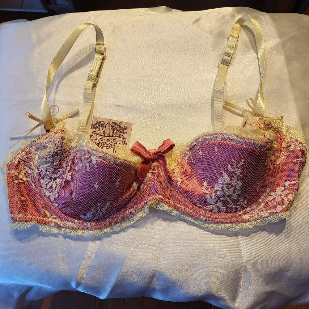 Mimi Holiday Demi Lace Bra